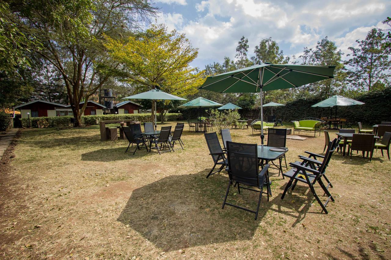 Balis Best Bar & Resort Langata Exterior foto